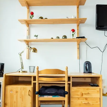 Vauban, Cosy Studio + Breakfast + Massage Chair